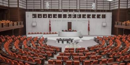 DEVA Partisi'nde şok! 2 milletvekili istifa etti