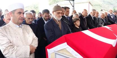 Giresun eski Milletvekili Cemal Öztürk son yolculuğuna uğurlandı