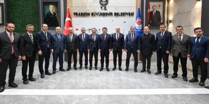 Adalet Bakanı Yılmaz Tunç'tan Trabzon Büyükşehir Belediyesi'ne ziyaret