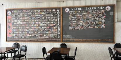 Trabzon'da cami avlusundaki pano, Yalı Mahallesi’nin hatıralarını yaşatıyor