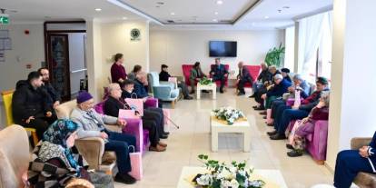 Ortahisar Belediyesi’nden huzurevi sakinlerine yeni yıl ziyareti