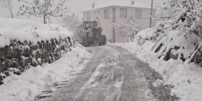 Ortahisar Belediyesi'nden 87 mahallede karla mücadele