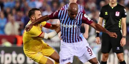 Trabzonspor'da Nwakaeme Galatasaray maçı kafilesinde