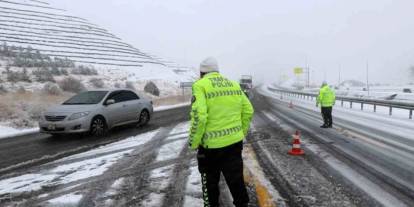 Bayburt ve Erzincan için kuvvetli kar yağışı uyarısı geldi