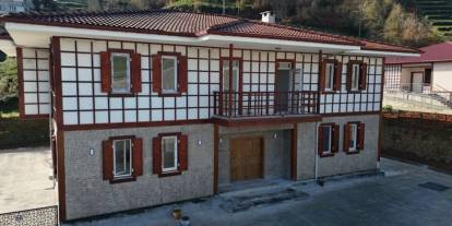 Of Kavakpınar Millet Konağı yenilenerek hizmete açıldı