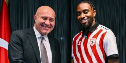Samsunspor Antoine Makoumbou'ya imzayı attırdı