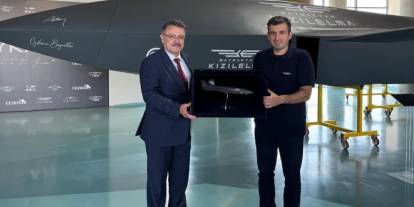 Trabzon Büyükşehir Belediye Başkanı Ahmet Metin Genç'ten Selçuk Bayraktar'a ziyaret