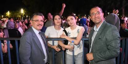 Başkan Genç tarih vererek açıkladı! Türk yıldızları Trabzon'da gösteri yapacak