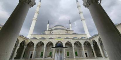 Trabzon'da Hanife Hatun Camii için geri sayım: Vali Yıldırım çalışmaları inceledi