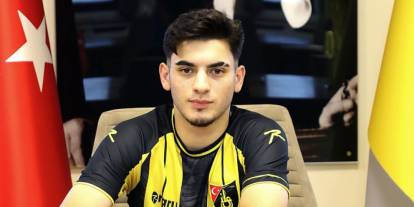 Trabzonspor'da genç oyuncu yeni takımına imzayı attı!