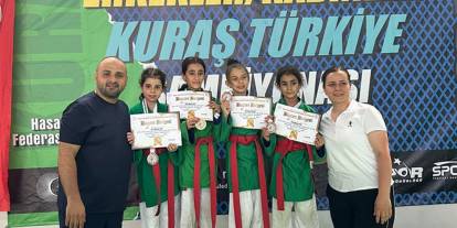 Trabzonlu miniklerden Türkiye Kuraş Şampiyonası'nda büyük başarı