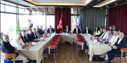 Trabzonspor'da yönetim maç öncesi kurulu toplandı!