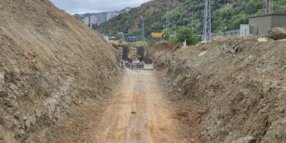 Trabzon Şehir Hastanesi çevresinde "kuşaklama" çalışması devam ediyor
