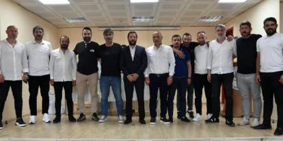 Yomraspor'da yeni başkan Enver Yıldız oldu