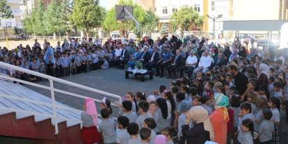 Of’ta İlköğretim Haftası kutlandı