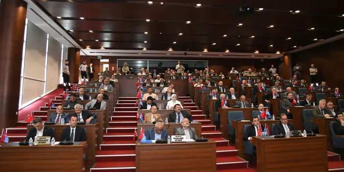 trabzonda-uzunsokak-ve-comlekcide-cephe-sagliklastirma-projesi-kabul-edildi-2.webp