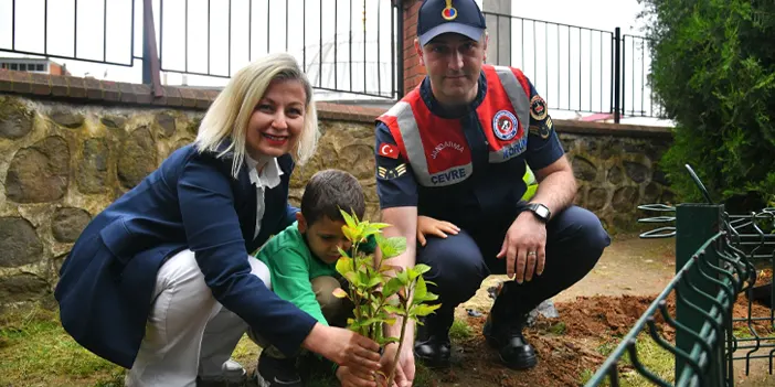 ortahisar-belediyesinden-okullara-yesil-dokunus-6.webp