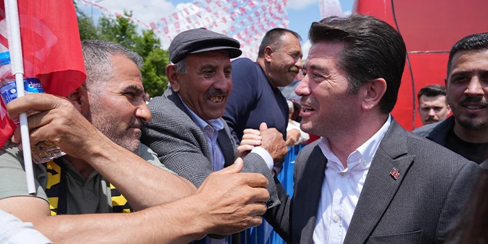 ortahisar-belediye-baskani-ahmet-kayaya-bayburtta-yogun-ilgi-3.webp