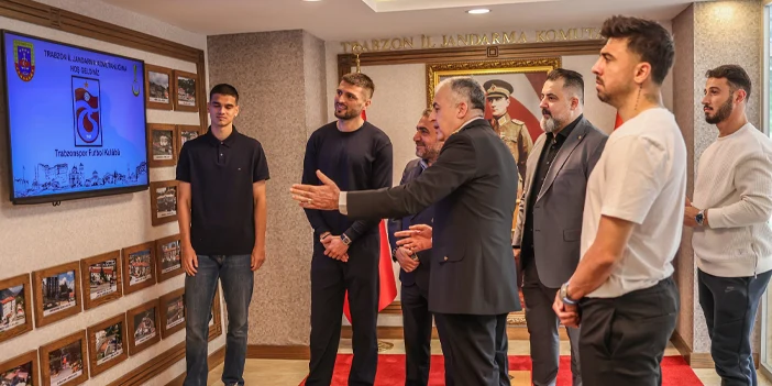 trabzonspordan-turk-teskilatinin-186-kurulus-yil-donumu-icin-ziyaret-6.webp