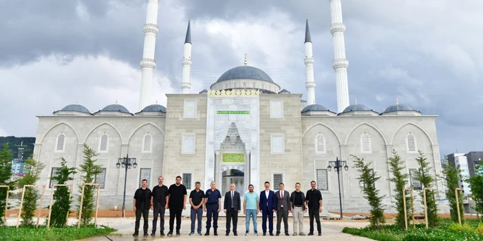 trabzon-hanife-hatun-camiinde-geri-sayim-1.webp