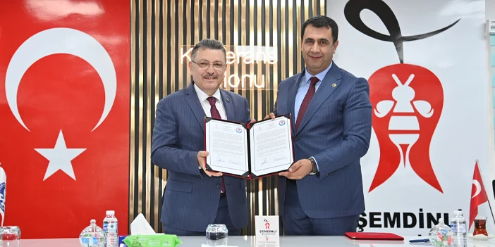 trabzon-ile-semdinli-arasinda-kardeslik-protokolu-2.webp