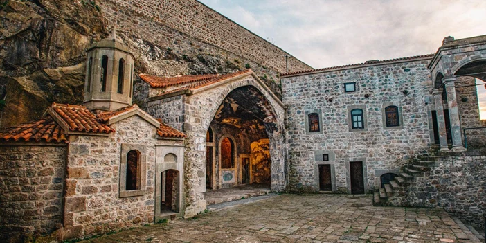 trabzona-gelenler-buralari-gormeden-donmuyor-4.webp