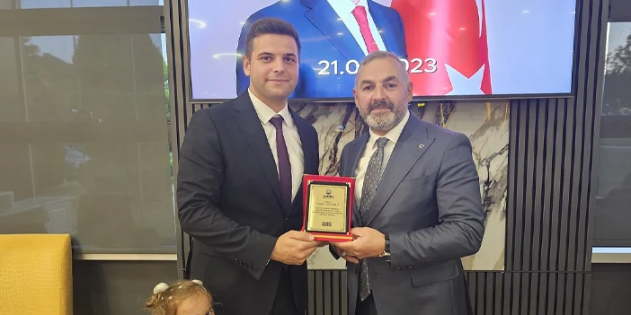 arsinde-kaymakam-omer-sirkeciye-veda-edildi-2.webp