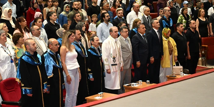 ktude-mezuniyet-coskusu-yasandi-2.webp
