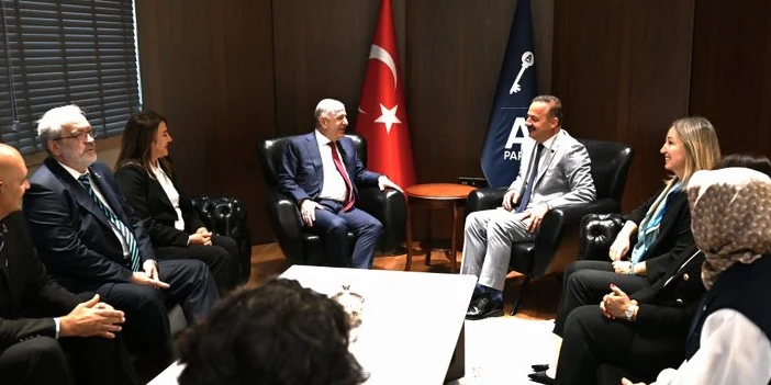 ozdag-agiralioglu-ziyaret-2.webp