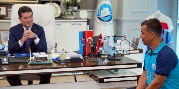 baskan-kaya-ornek-davranis-sergileyen-personele-tesekkur-belgesi-verdi.jpg