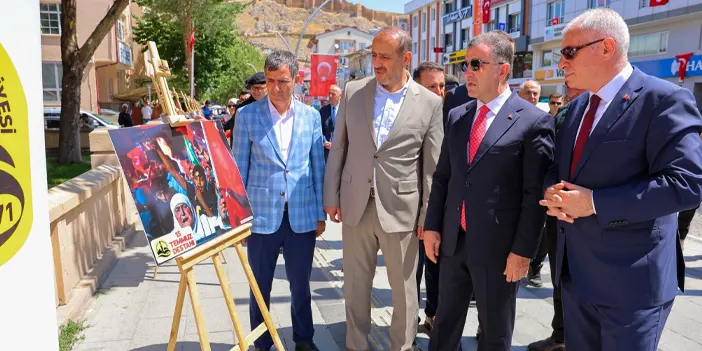 bayburtta-15-temmuz-sergisi-acildi-1.webp