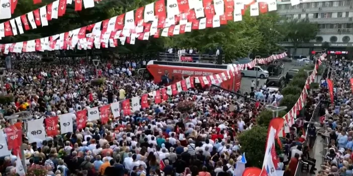 ozgur-ozel-trabzon-miting-1-001.webp