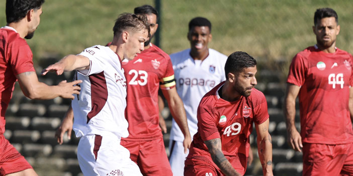 erzurumda-tatsiz-prova-basladigi-gibi-bitti-trabzonspor-0-0-persepolis.jpg