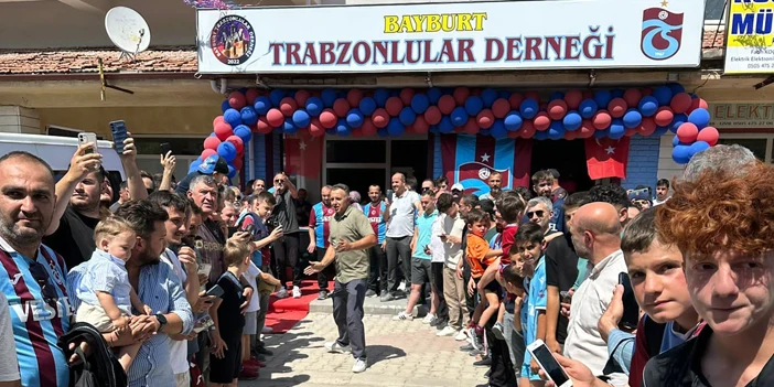 futbolculara-yogun-ilgi-bayburt-2.webp