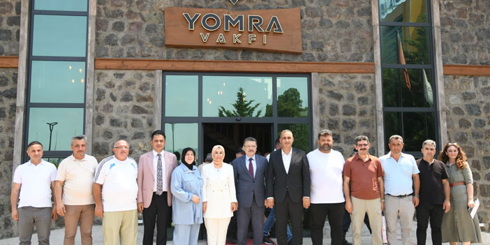 buyuksehirden-yomra-vakfi-anadolu-lisesine-destek.jpg