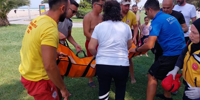 samsunda-bogulma-tehlikesi-geciren-cocugu-babasi-kurtardi-2.webp