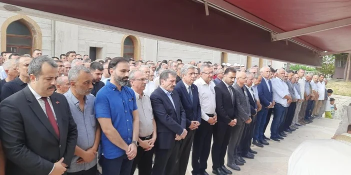 samsunda-suat-binici-son-yolculuguna-ugurlandi-3.webp
