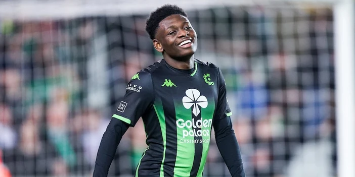 kazeem-olaigbe-2.webp