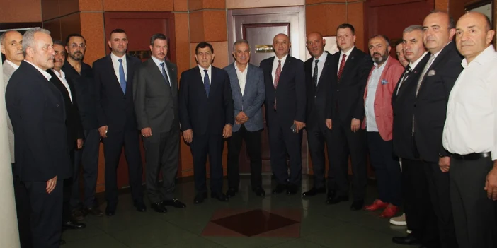 mhp-trabzon-ticaret-borsasi-ziyareti-1.webp