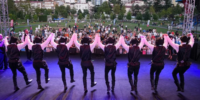 festival-1.webp