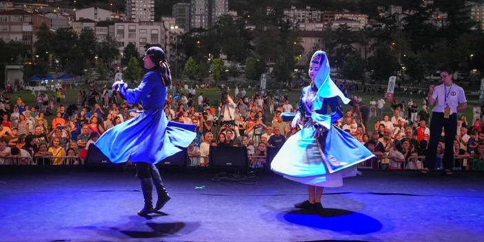 festival-2.webp