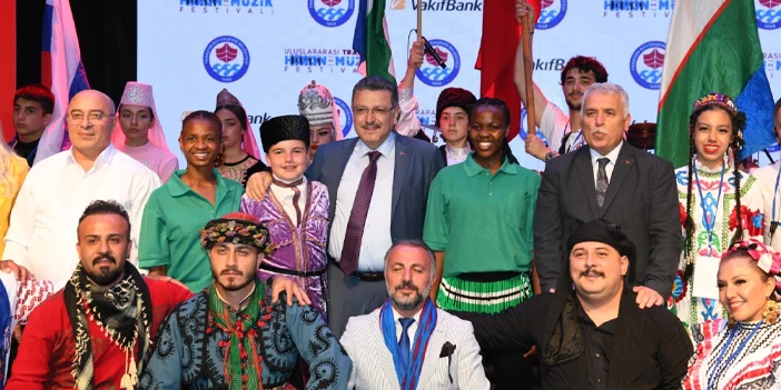 horonla-dunyaya-mesaj-6.webp