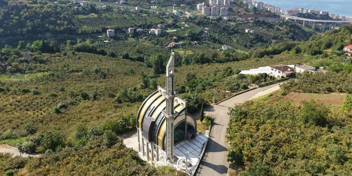 trabzondaki-cami-sasirtiyor-7.webp