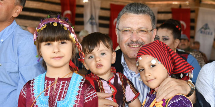 baskan-genc-baba-ocaginda-konustu-birligimizi-bozmak-isteyenlere-allah-firsat-vermesin-002.jpg
