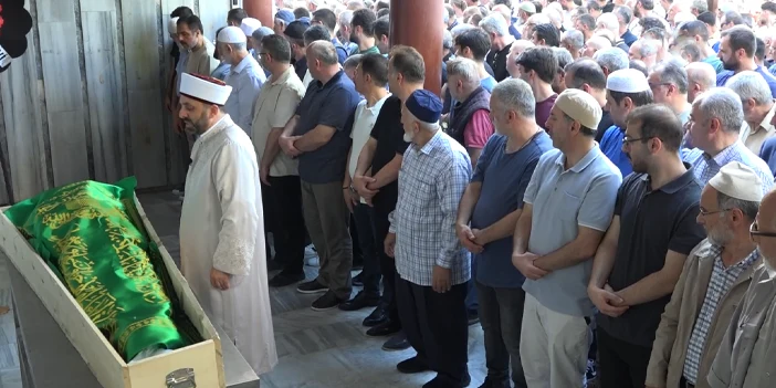 emekli-imama-sira-disi-veda-1.webp