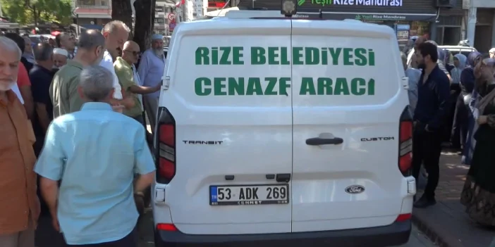 emekli-imama-sira-disi-veda-3.webp