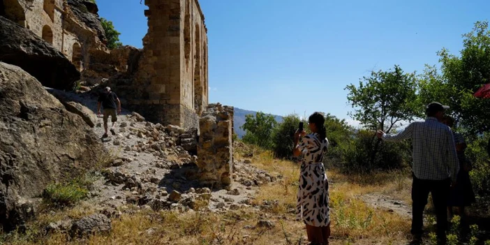kesisler-gumushanede-3.webp