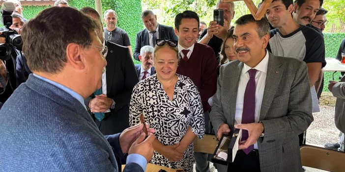 ailem-dizisi-ziyaret-2.webp