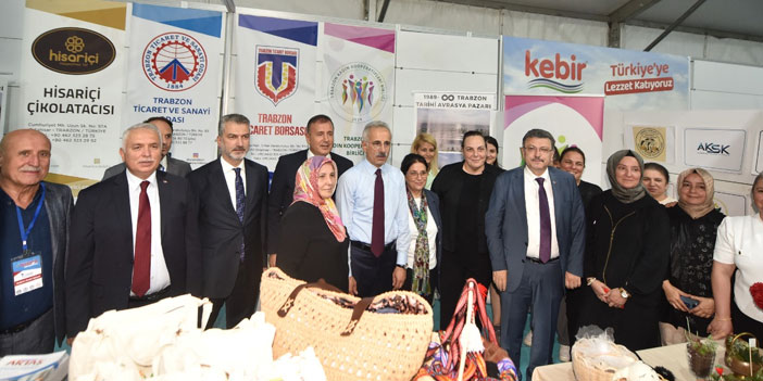 trabzon-gunlerinde-ttb-ttso-standina-buyuk-ilgi-001.jpg