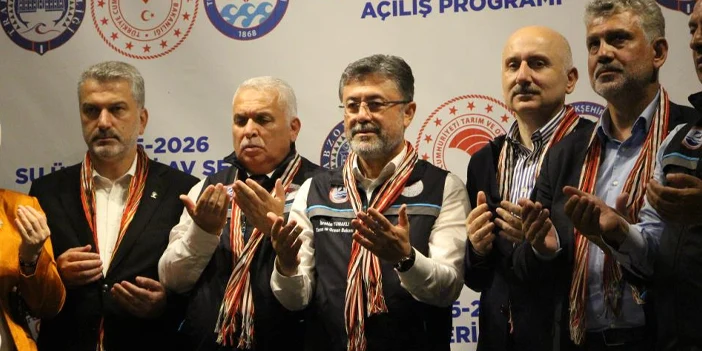 bakan-yumakli-konustu-2.webp